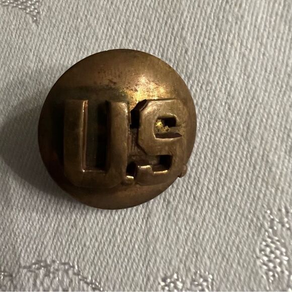 US Brass Army Button (Vintage) - Picture 1 of 3